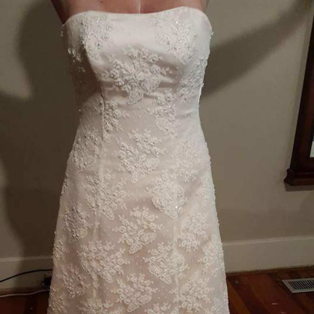 Wedding gown